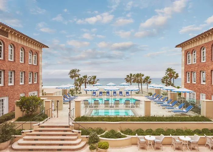 Casa Del Mar