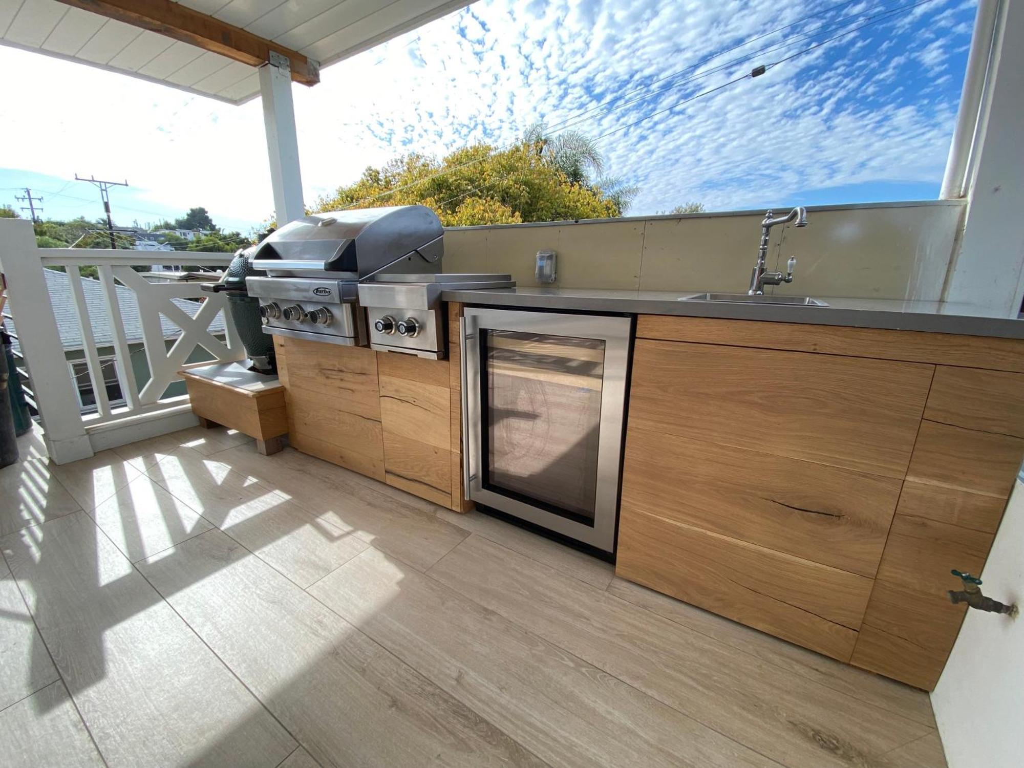 Contemporary Guest With Roof-top Deck Walk To Casa de hóspedes 5*